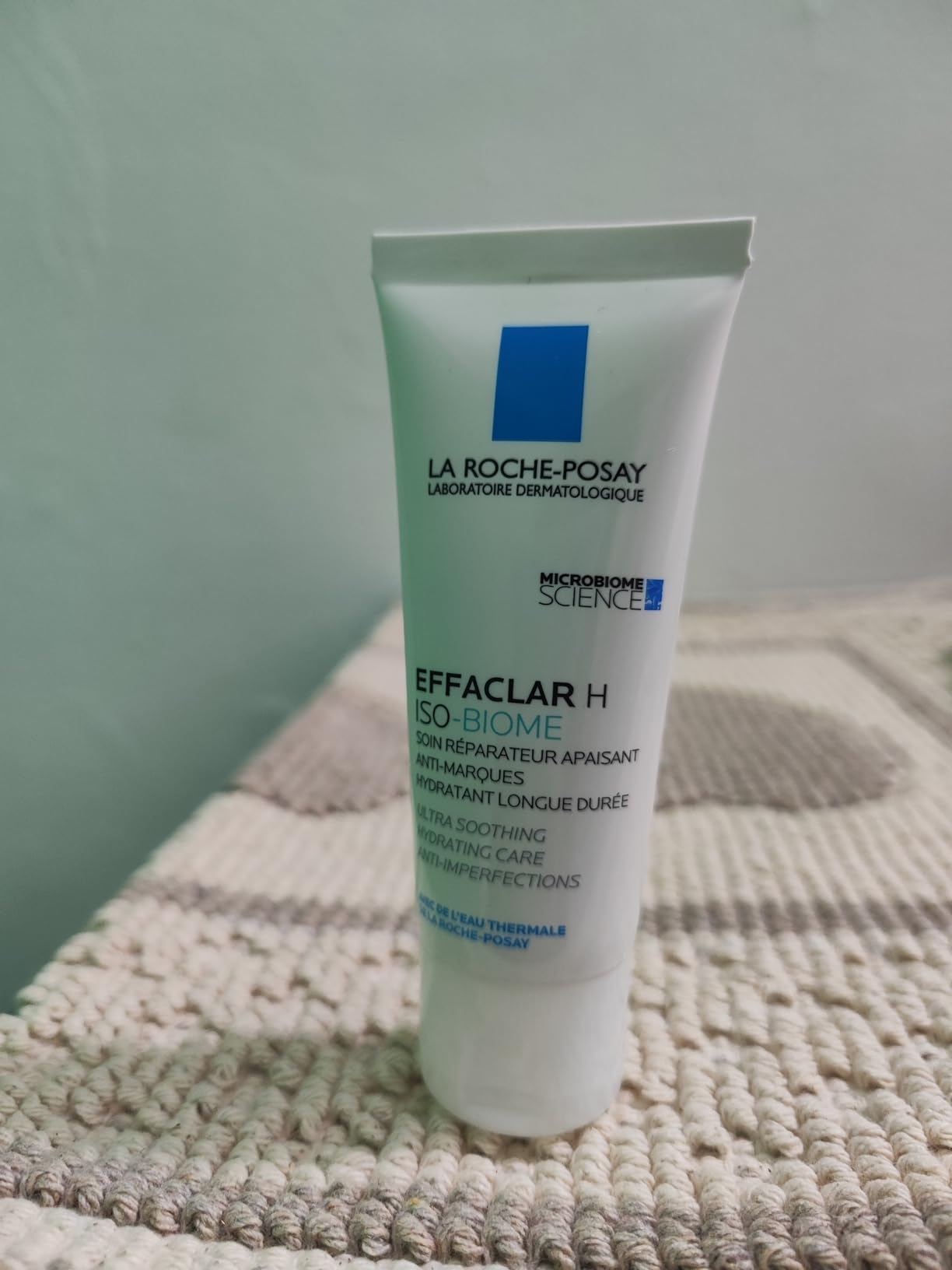 Salva-pelle durante i trattamenti anti-acne